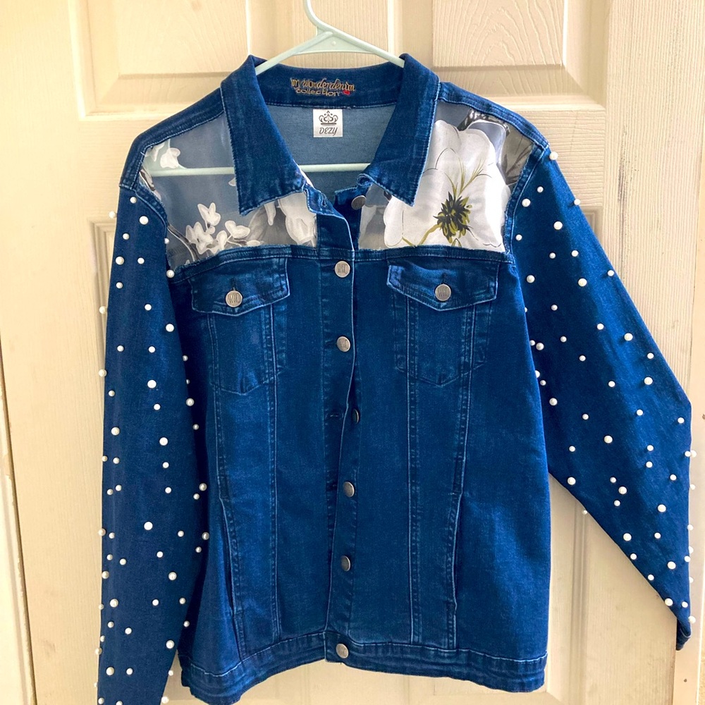 Lady large custom made jean and lace jacket